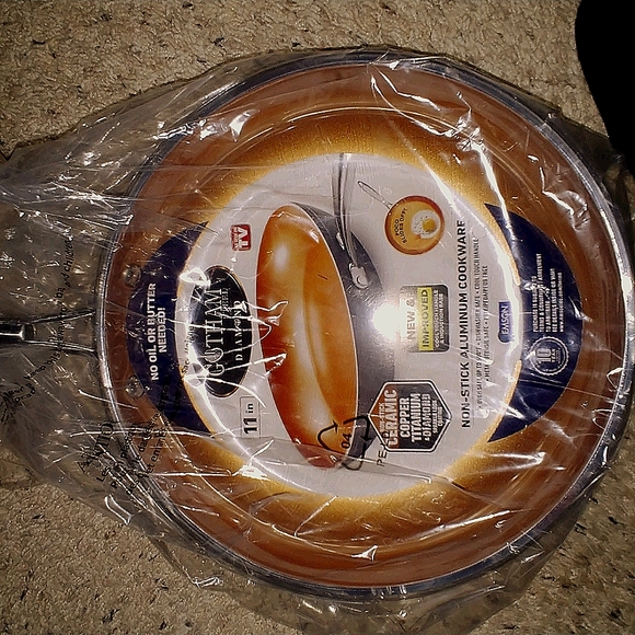 11" Gotham Steel Diamond Non Stick Cookware - Picture 1 of 1